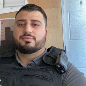 Meet your Posher, Ahmad